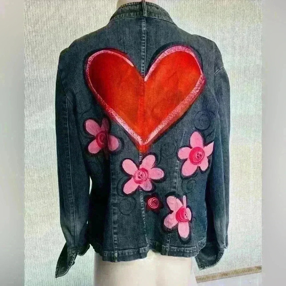 INC hand painted denim jacket, size M. With French sleeves; Military style - Picture 3 of 9